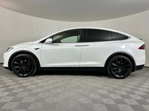 Used 2020 Tesla Model X Long Range image 18