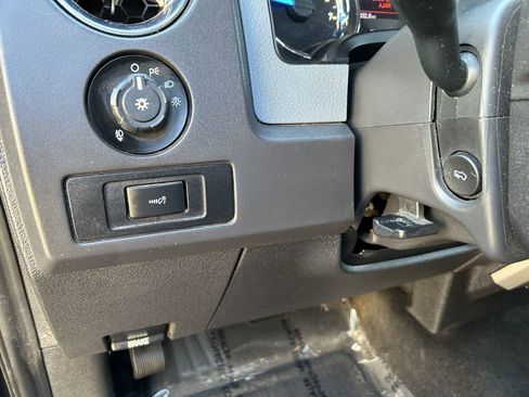 Used 2013 Ford F150 XLT w/ Mid Equipment Group RWD image 5