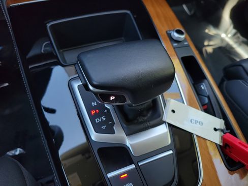 Certified 2023 Audi Q5 e Premium Plus AWD/4WD image 26