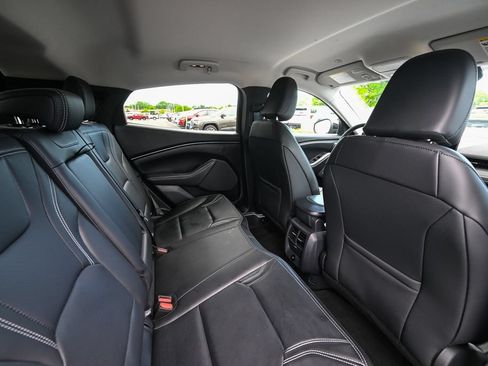 Used 2025 Ford Mustang Mach-E Premium AWD/4WD image 28