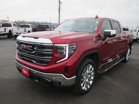 Certified 2023 GMC Sierra 1500 SLT w/ SLT Premium Plus Package image 10