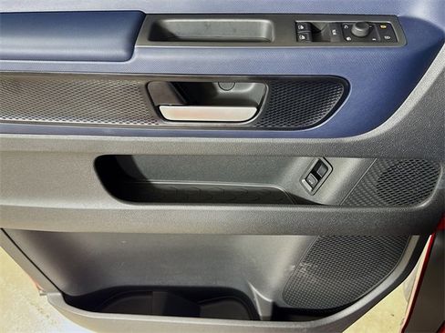 New 2025 Volkswagen ID. Buzz Pro S Plus image 16