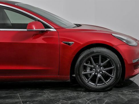 Used 2018 Tesla Model 3 Long Range image 12