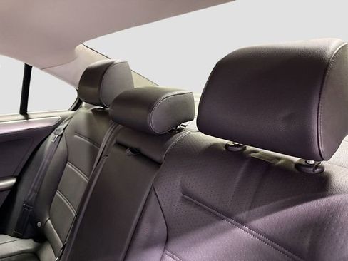 Used 2015 Volkswagen Jetta SE image 25