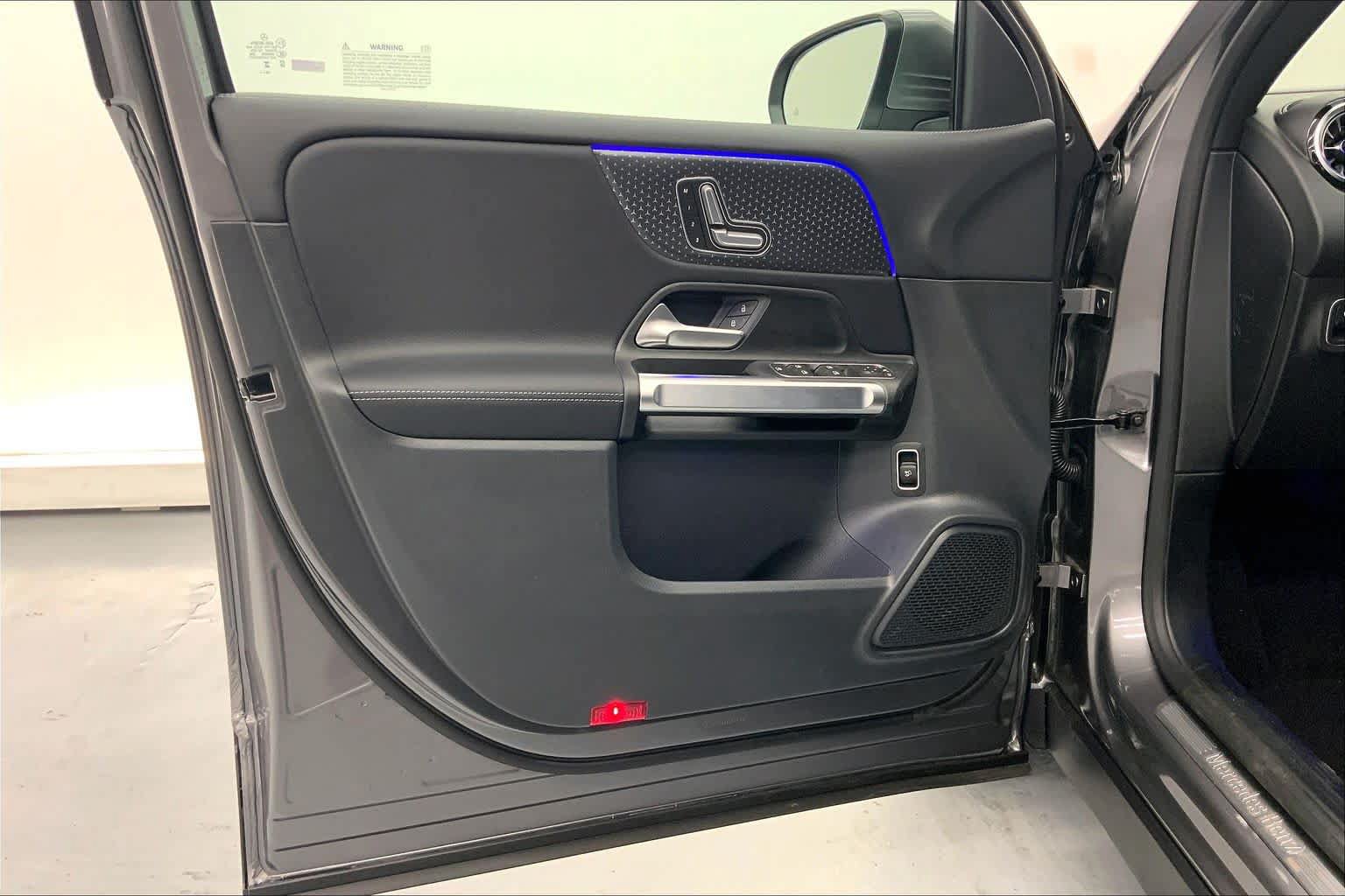 Used 2026 Mercedes-Benz GLB 250 image 19