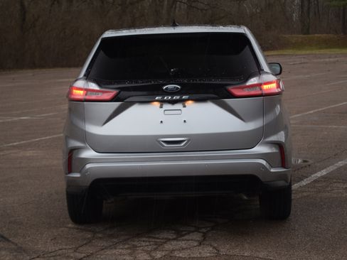 Used 2023 Ford Edge ST-Line image 24