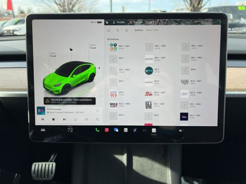 Used 2024 Tesla Model Y Performance image 18