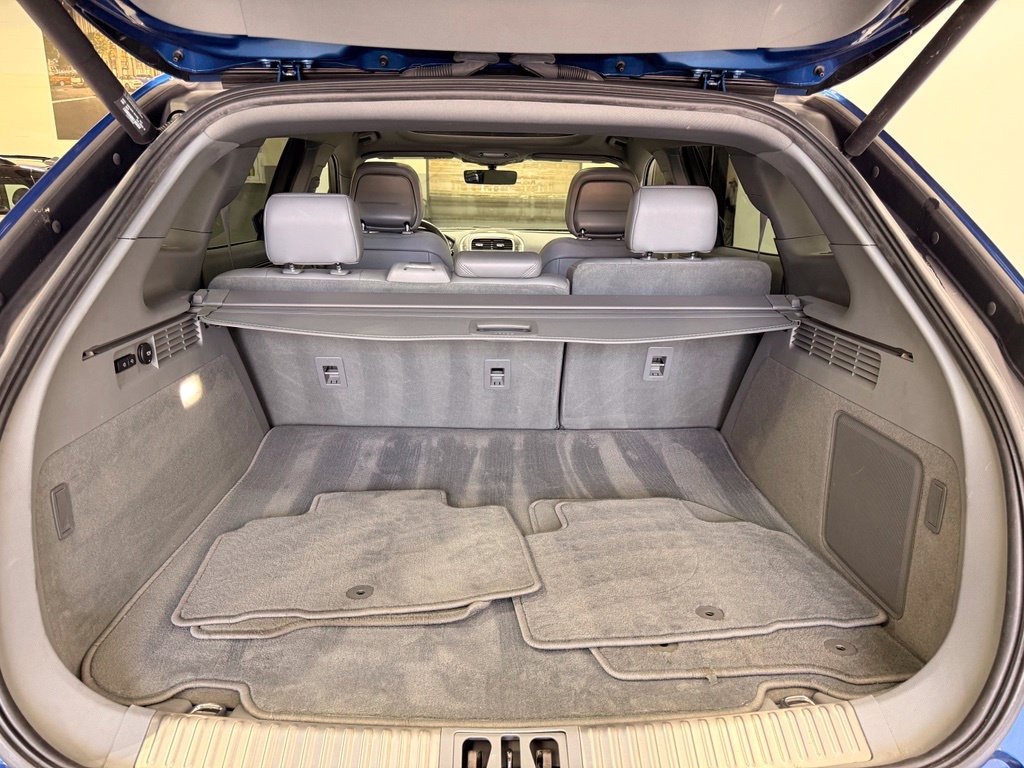 Used 2020 Lincoln Nautilus Reserve w/ Cargo Utility Package AWD/4WD image 23