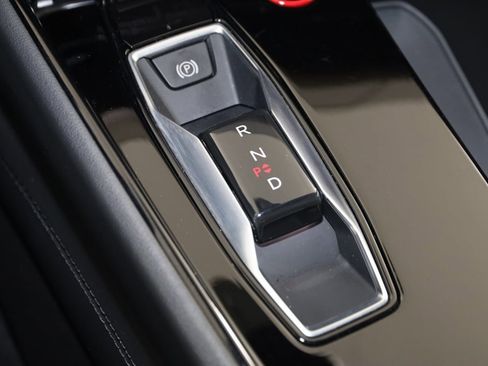 Used 2023 Audi e-tron GT Premium Plus image 7