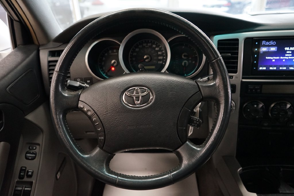Used 2007 Toyota 4Runner Limited AWD/4WD image 24