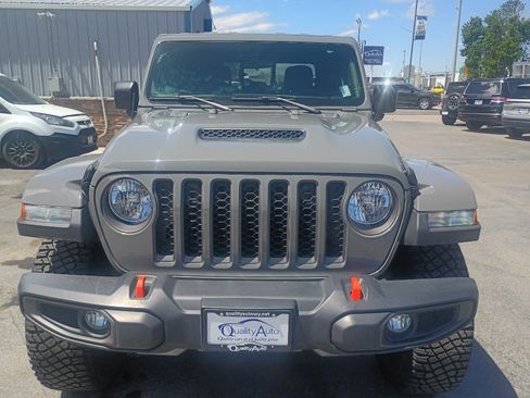 Used 2020 Jeep Gladiator Mojave w/ Trailer Tow Package AWD/4WD image 3