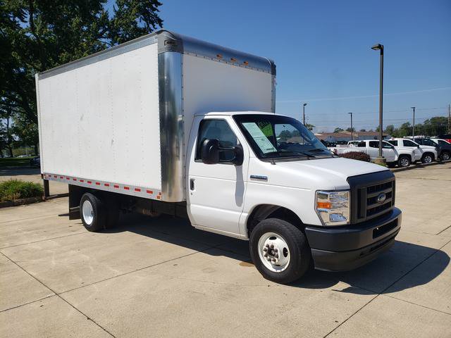 Used 2021 Ford E-350 and Econoline 350 Super Duty w/ Power Windows & Locks Group RWD image 4