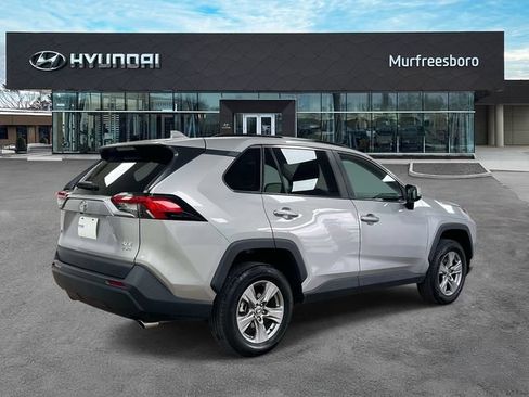 Used 2024 Toyota RAV4 XLE AWD/4WD image 5