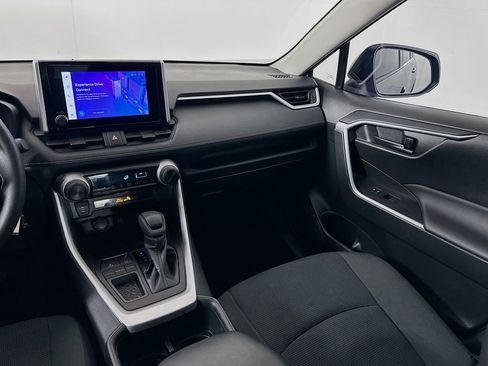 Used 2023 Toyota RAV4 LE image 23