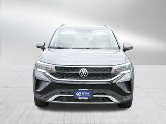 Certified 2022 Volkswagen Taos SE video 2