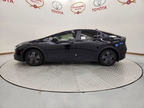 New 2026 Toyota Prius Plug-In Hybrid image 5