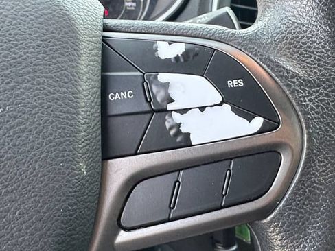 Used 2020 Jeep Cherokee Latitude FWD image 8