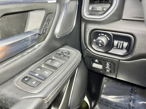 Used 2024 RAM 1500 Laramie AWD/4WD image 25