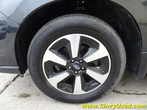 Used 2017 Subaru Forester 2.5i w/ Alloy Wheel Package AWD/4WD image 30