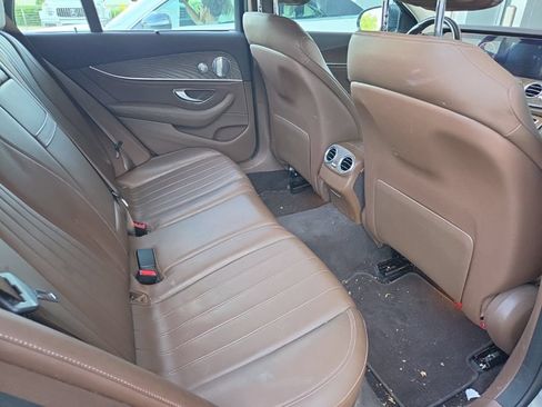 Used 2018 Mercedes-Benz E 400 4MATIC Wagon image 11