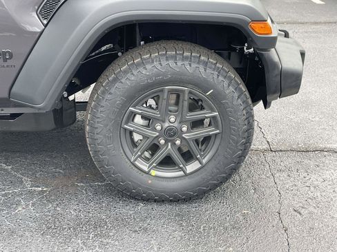 New 2026 Jeep Wrangler Sport S image 33