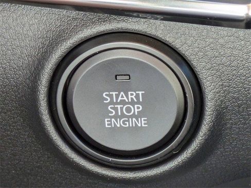 Used 2025 MAZDA MAZDA3 s image 30