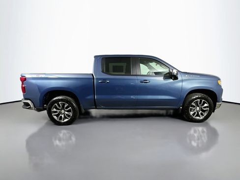 Used 2024 Chevrolet Silverado 1500 LT AWD/4WD image 7