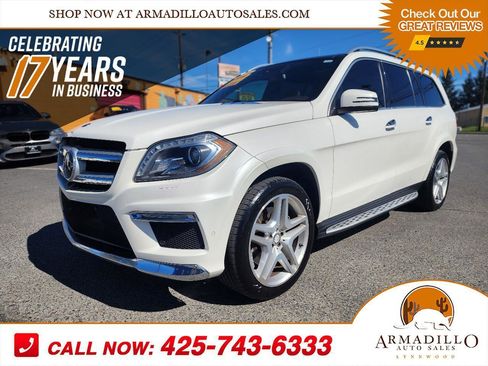 Used 2016 Mercedes-Benz GL 550 4MATIC image 1