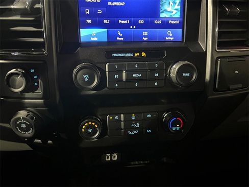 Used 2020 Ford F150 XLT w/ Trailer Tow Package image 31