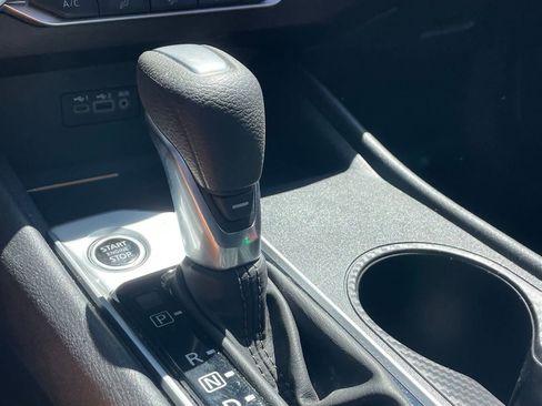 Used 2025 Nissan Altima 2.5 SV image 7