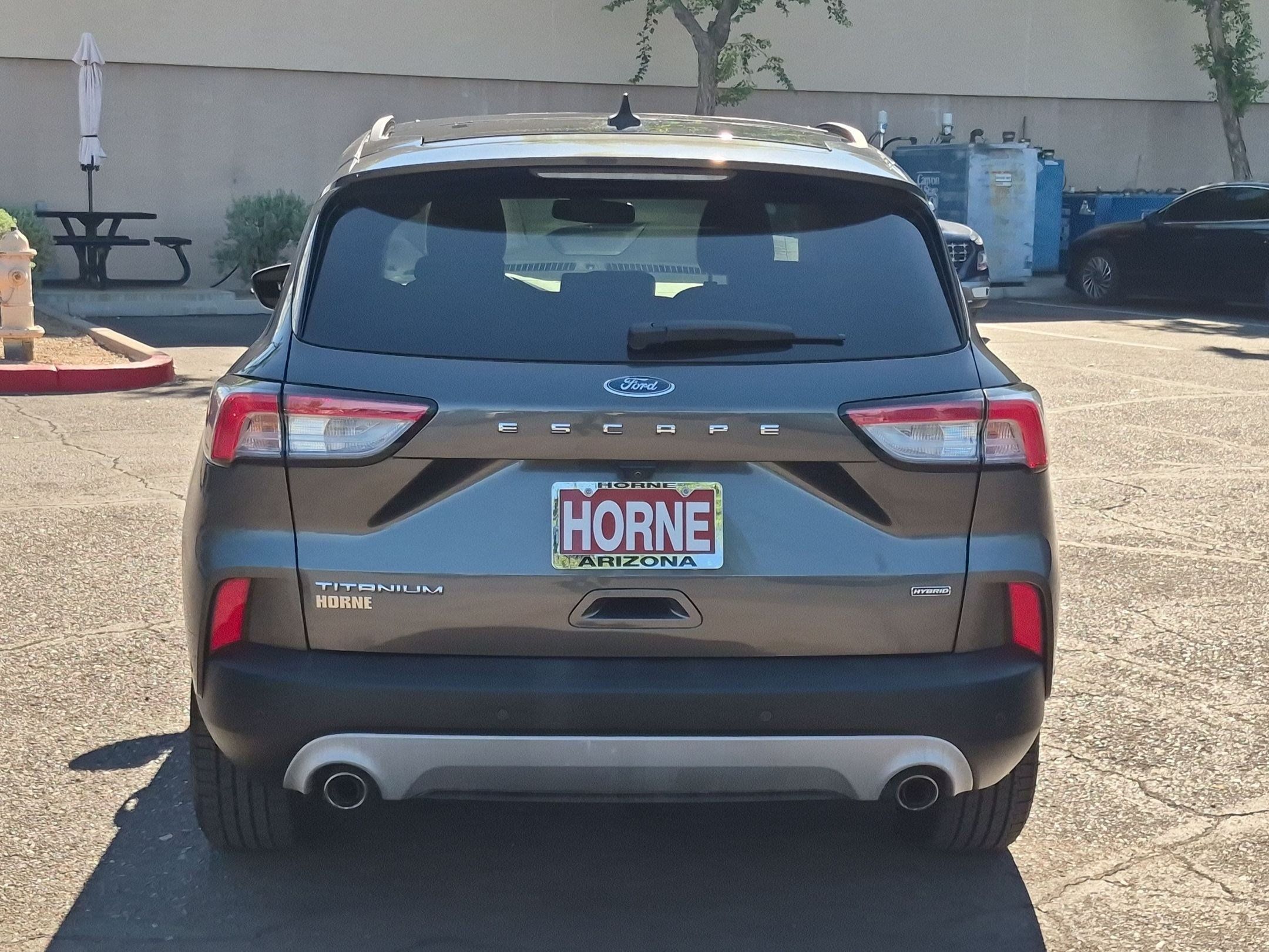 Used 2020 Ford Escape Titanium FWD image 6