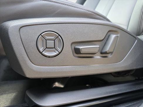 New 2025 Audi Q3 2.0T Premium image 15