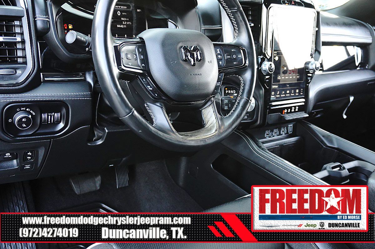 Used 2025 RAM 1500 Limited w/ Off Road Group AWD/4WD image 29