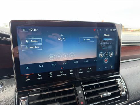 Used 2023 Lincoln Navigator Reserve AWD/4WD image 28