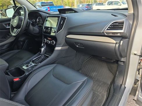 Used 2023 Subaru Forester Limited image 10