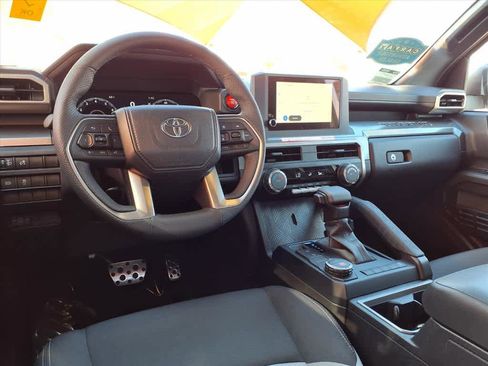 Used 2026 Toyota Tacoma TRD Sport image 8