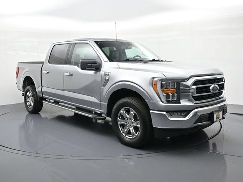 Used 2022 Ford F150 XLT w/ Equipment Group 302A High AWD/4WD image 4