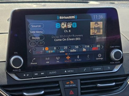 Used 2025 Nissan Altima 2.5 SV FWD image 26