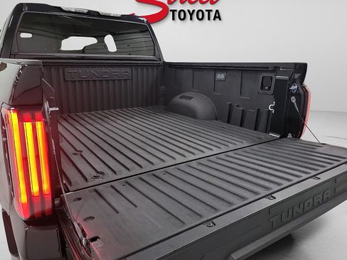 Certified 2025 Toyota Tundra Limited AWD/4WD image 7