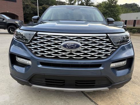 Used 2020 Ford Explorer Platinum w/ Premium Technology Package AWD/4WD image 8