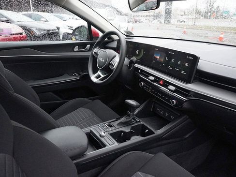 Used 2025 Kia K5 LXS FWD image 26