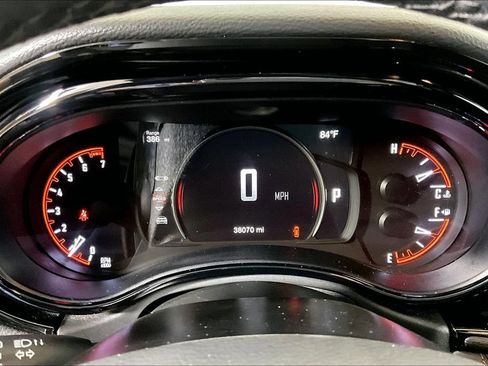 Used 2025 Dodge Durango GT RWD image 16