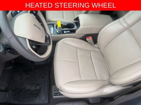 Used 2023 Lincoln Corsair AWD w/ Equipment Group 101A image 2