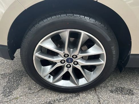 Used 2018 Ford Edge Titanium w/ Equipment Group 302A FWD image 27