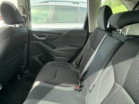 Certified 2024 Subaru Forester Premium AWD/4WD image 9
