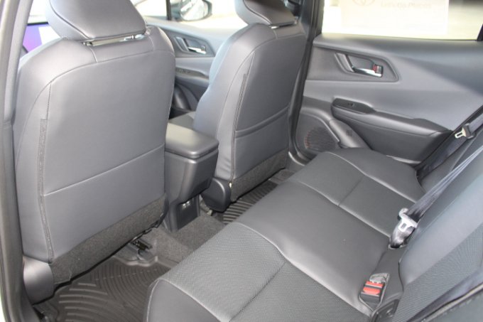 New 2027 Toyota Prius Limited AWD/4WD image 14