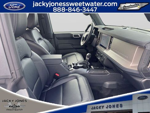New 2026 Ford Bronco Outer Banks AWD/4WD image 15