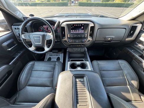 Used 2016 GMC Sierra 3500 Denali w/ Duramax Plus Package image 19