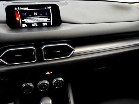 Used 2019 MAZDA CX-5 Sport image 29