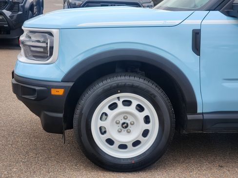 Used 2024 Ford Bronco Sport Heritage w/ Heritage Convenience Package AWD/4WD image 7